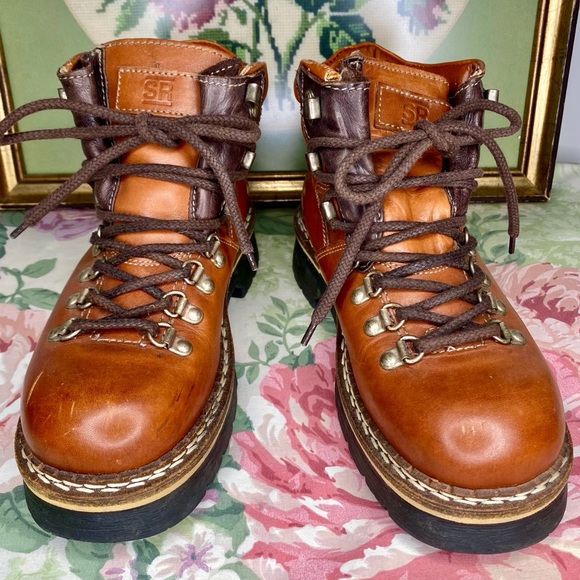 VTG Stoneridge Hikers EUC - Picture 3 of 11